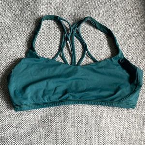 Lululemon sports bra, green size 6